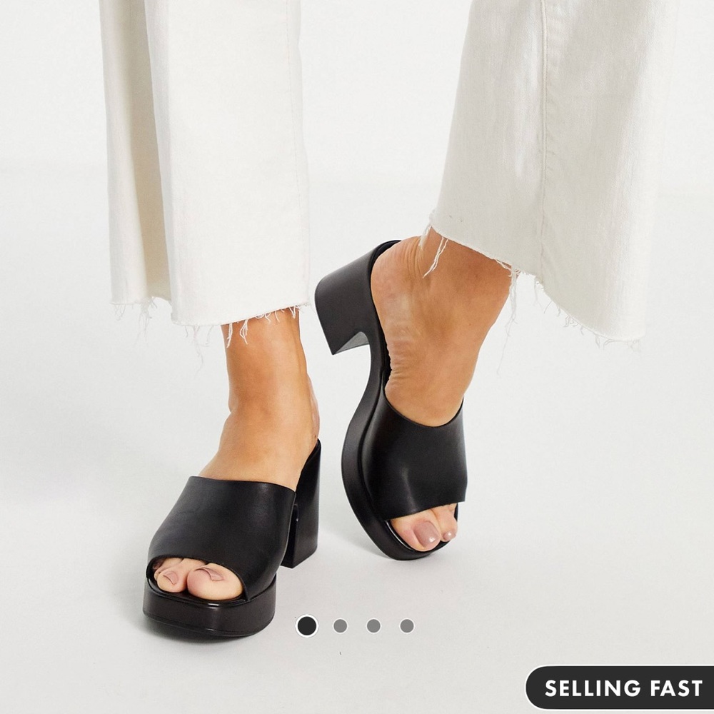 BNIB ASOS Design Platform Black Chunky Heeled Sandal Mule